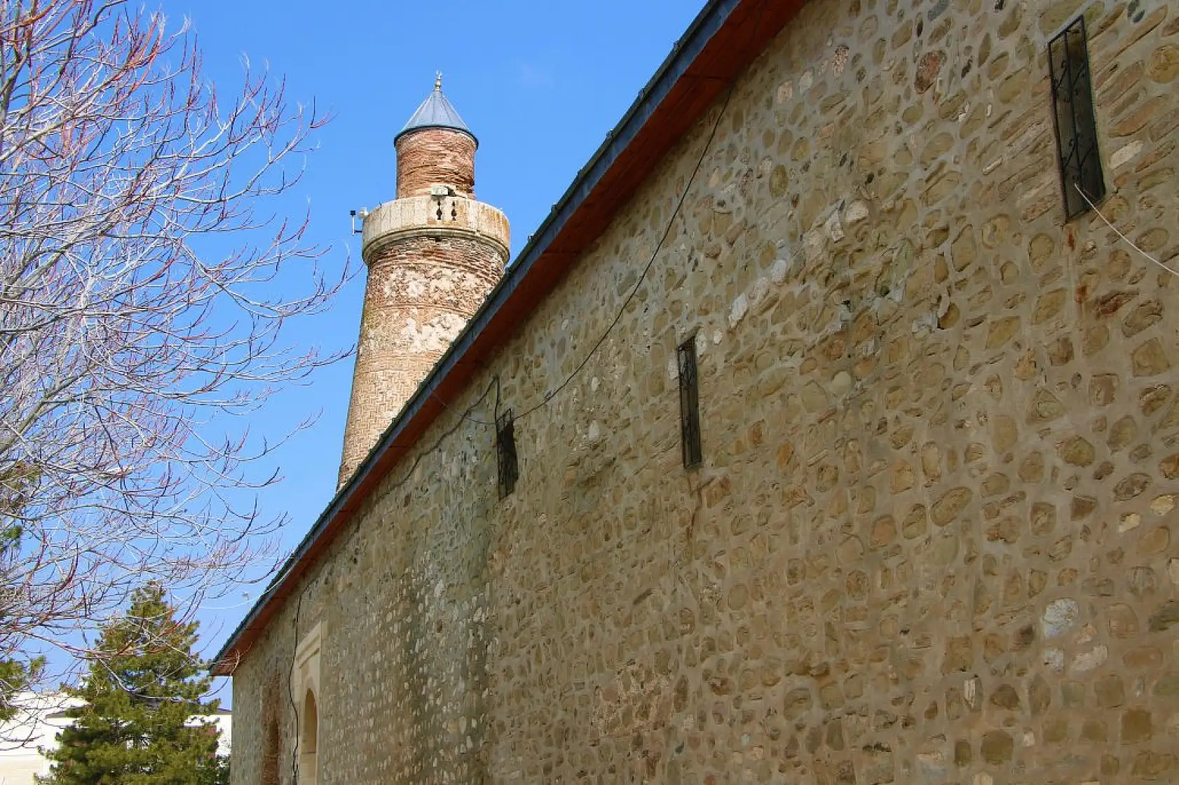 Yerli ve yabancı turistler Elazığ'a gelince bu minareyi görmeden dönmüyor