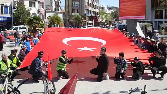 Balıkesir'de  öğrenciler bisiklet şenliğinde buluştu
