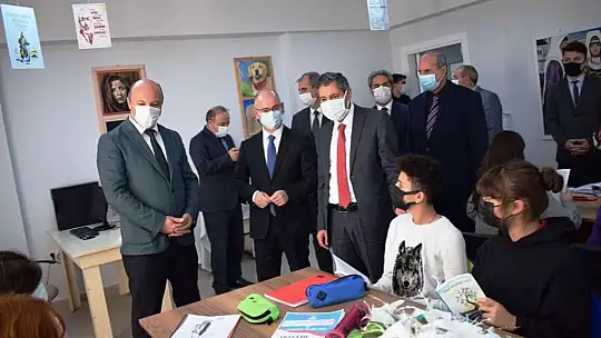 Yeni İl Milli Eğitim Müdürü Tatlı,  Ayvalık'ta incelemelerde bulundu