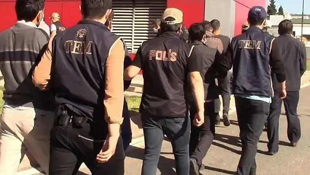 Denizli'de 6 FETÖ'cü yakalandı